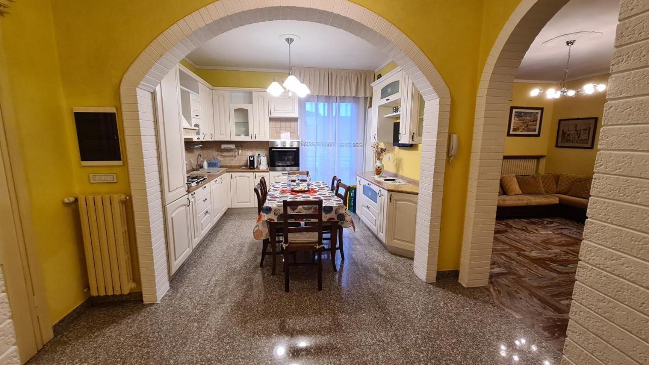 Luxury Apartment Pavullo Nel Frignano Exteriör bild